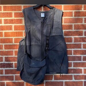 Nike Utility Vest with Detachable Crossbody Pack - Black